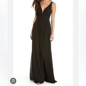Lulu’s Plunge Gown size Small